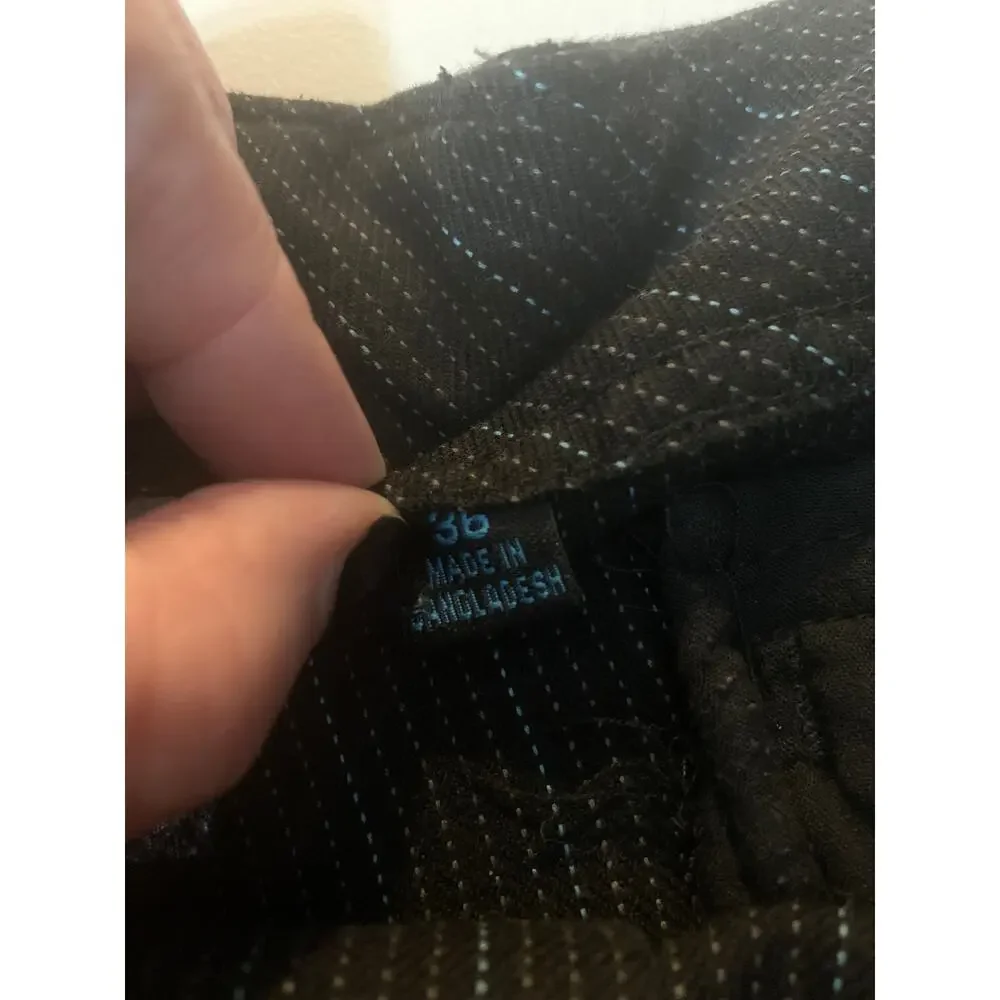 Burnside Mens Shorts Black Stripe Design Size 36